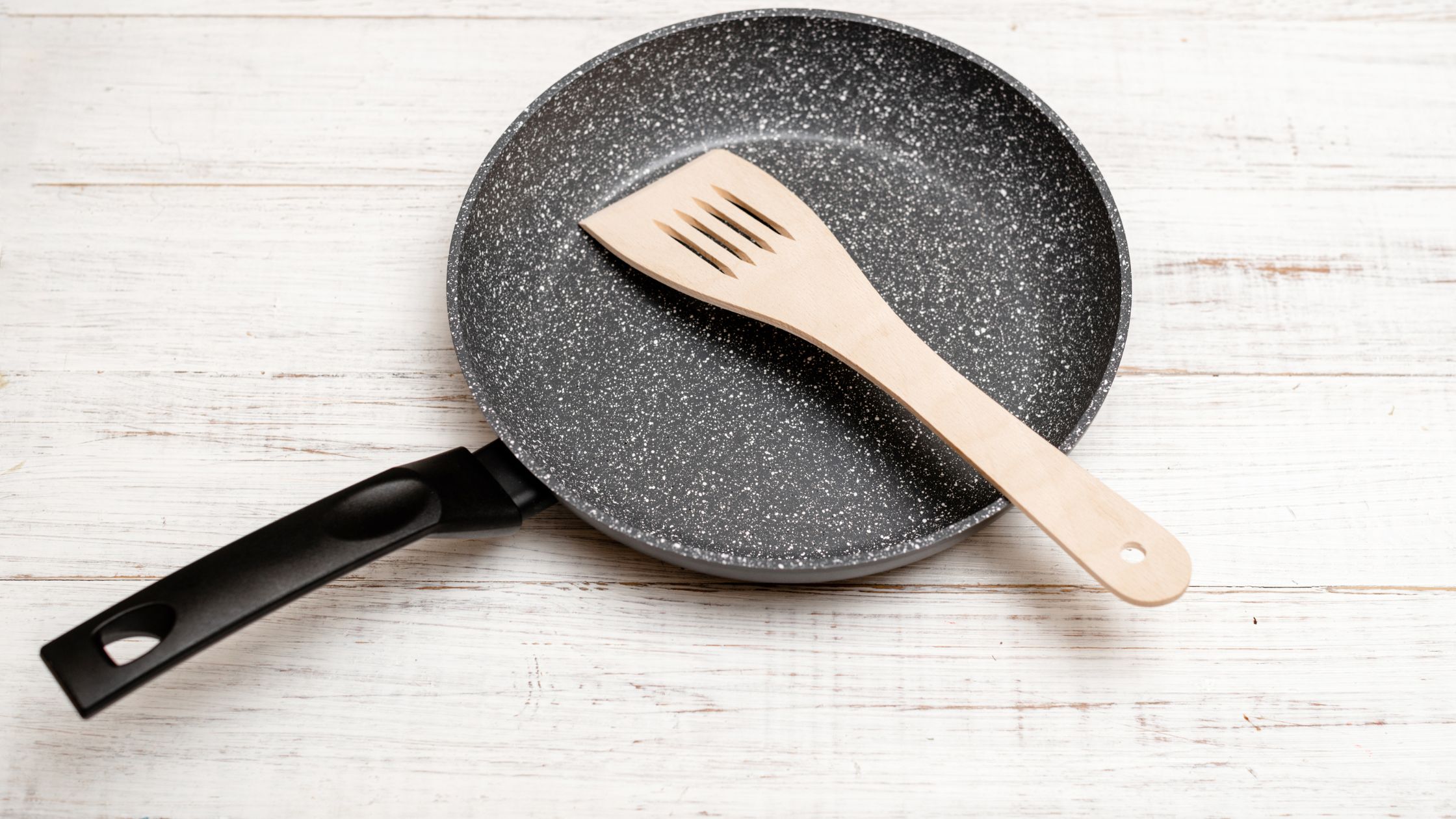 Read more about the article איך לבחור כלי בישול עם ציפוי נגד הדבקה